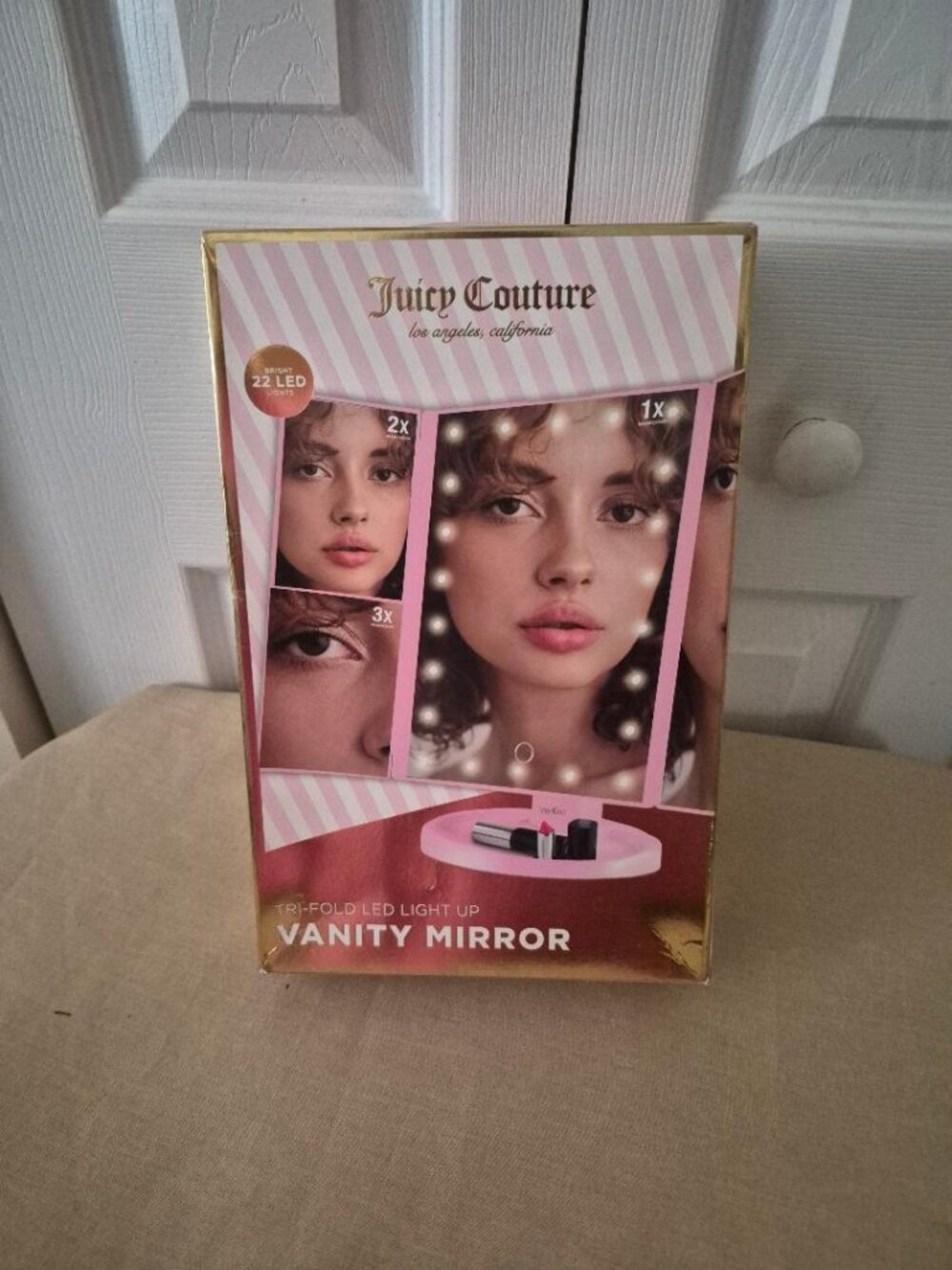 Juicy Couture Trifold LED Light Up Vanity Mirror